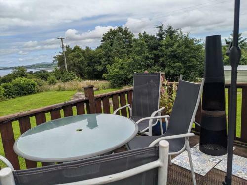 Hostal Large Double Adjacent Large Bathroom Both With Swilly Views