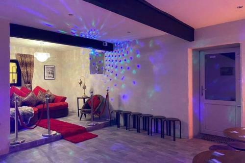Villa Mount Eagle - Sleeps 24 With Hot Tub