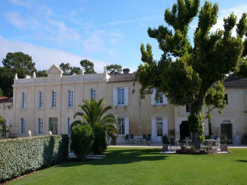Hotel Domaine De Saint Palais