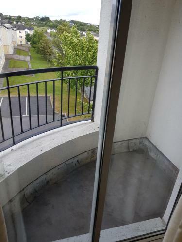 Spacious House With Balcony
