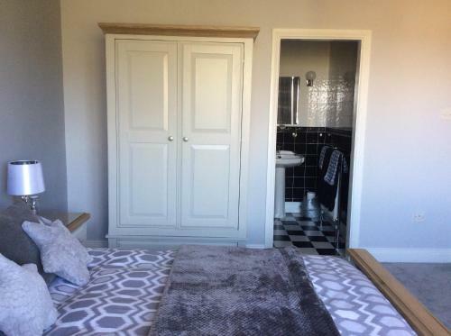 Bed & Breakfast 2 Manor Avenue