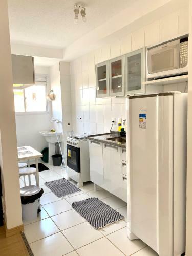 Apart. Manac� (Pr�ximo A Pista E Rodovi�ria de Mogi Mirim).