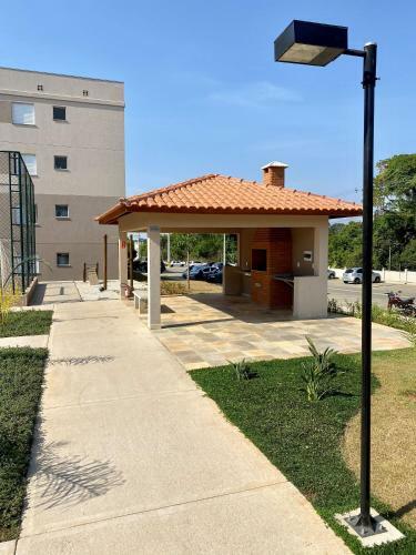 Apart. Manac� (Pr�ximo A Pista E Rodovi�ria de Mogi Mirim).