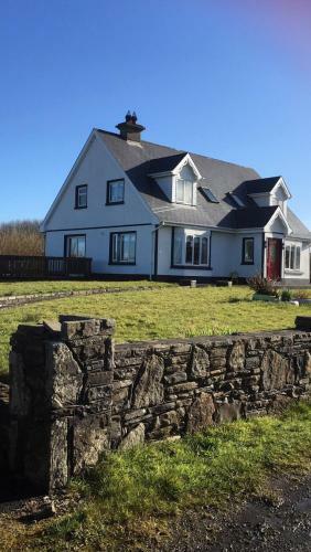 Lorna's Apartment Self Catering Holiday Home