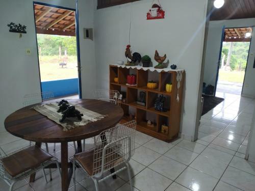 Ch�cara Do Lago Centro De �guas De Lind�ia