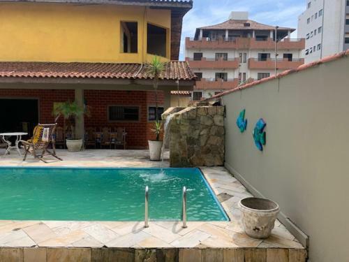 Lindo Sobrado Amarelo -pr�ximo A Praia