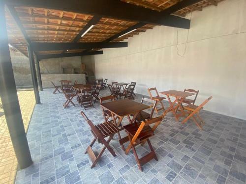 Blue House - Casa Com Ampla �rea De Lazer E Piscina