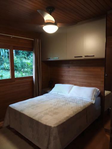 Casa De Campo Nova, Com Lareira E Piscina