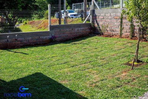 Chal� 4 Pessoas F�cil Acesso E A 5min Pra�a Das Flores