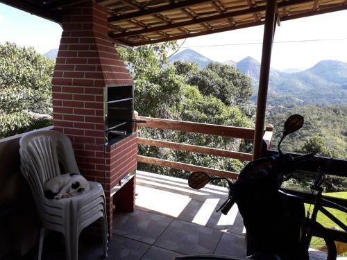 Casa Ampla Com Vista Para As Montanhas