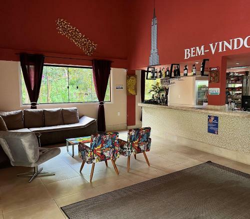 Quarto Em Hotel Novo Em Mury/caf� Da Manh� Incluso!