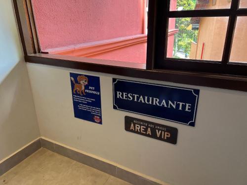 Quarto Em Hotel Novo Em Mury/caf� Da Manh� Incluso!