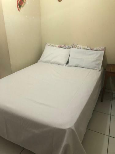 Hostel Leal