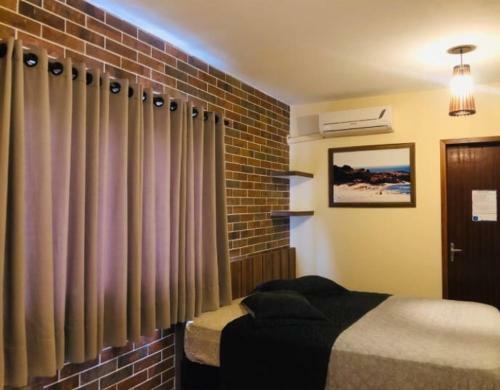 Posada Pousada Ondas Do Emba�