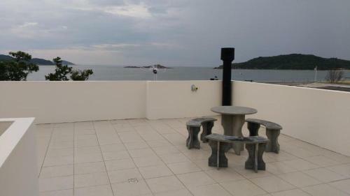 Apartamento Ilhas Tr�s Irm�s