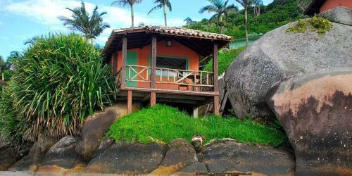 Hostal Ilha Do Papagaio Adventures
