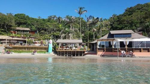 Hostal Ilha Do Papagaio Adventures