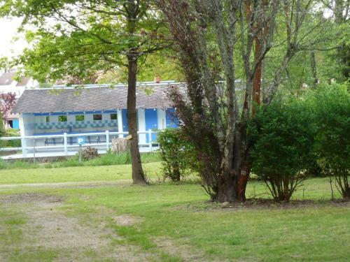 Holiday Home Camping Des Bains St. Honorelesbains