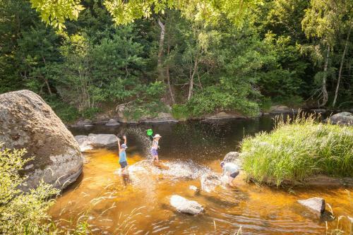Camping Du Pont De Braye