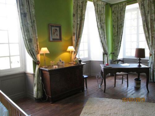 Hostal Ch�teau De Souesmes