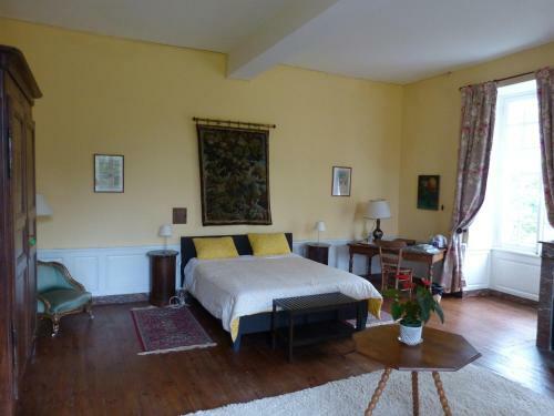 Hostal Ch�teau De Souesmes