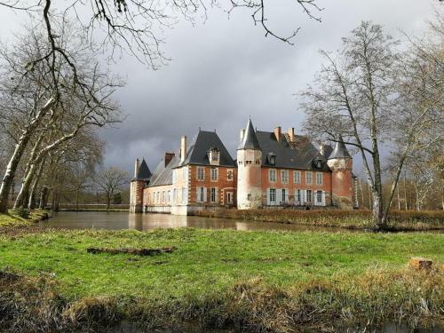 Hostal Ch�teau De Souesmes