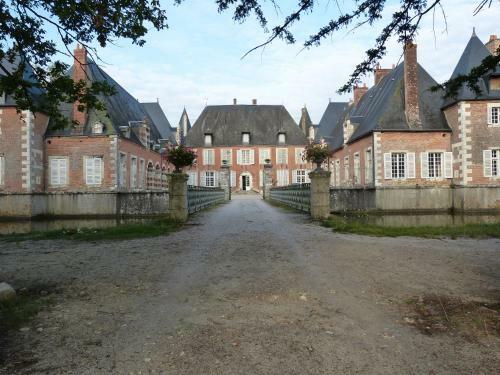 Hostal Ch�teau De Souesmes