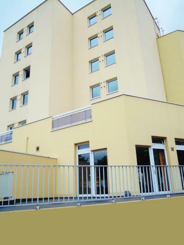 La Roseraie - Hotel & Restaurant
