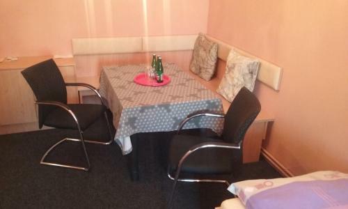 Hostal Penzion Mens�k