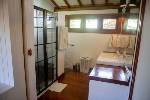 Excelente Casa, P� Na Areia, No Melhor de Arraial!