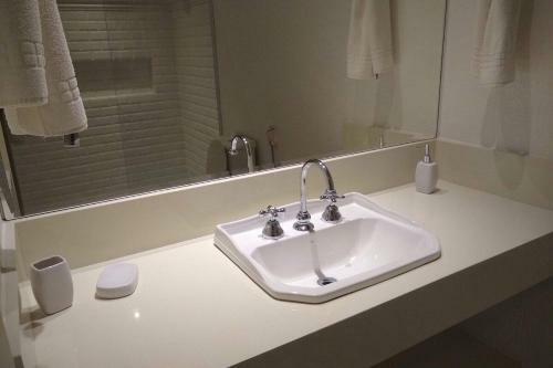 Excelente Casa, P� Na Areia, No Melhor de Arraial!