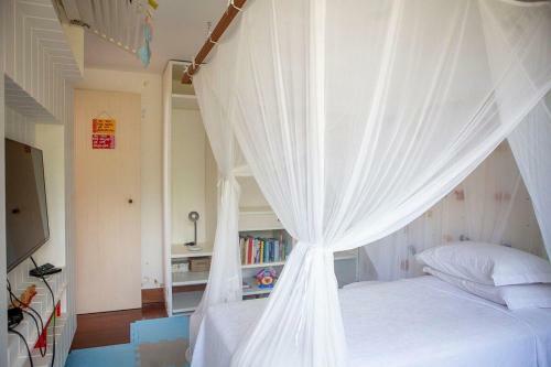 Excelente Casa, P� Na Areia, No Melhor de Arraial!