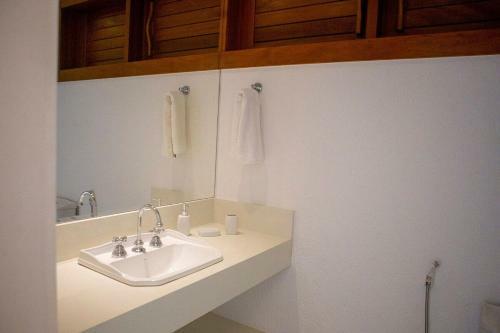 Excelente Casa, P� Na Areia, No Melhor de Arraial!