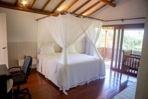 Excelente Casa, P� Na Areia, No Melhor de Arraial!