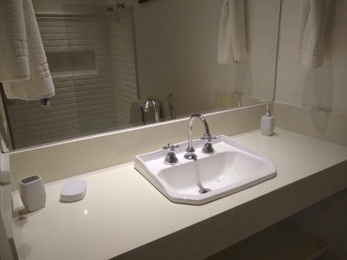 Excelente Casa, P� Na Areia, No Melhor de Arraial!