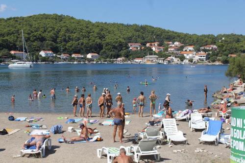 Apartments With A Parking Space Korcula - 9306