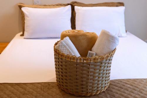 Santorini Praia Hotel