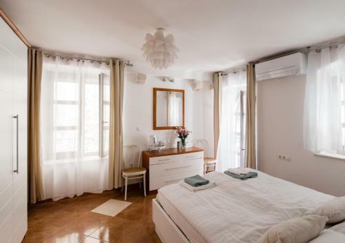 Apartment Teatar