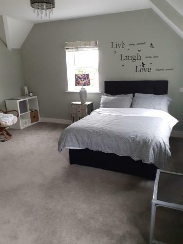 Bedroom No 3 Garden View