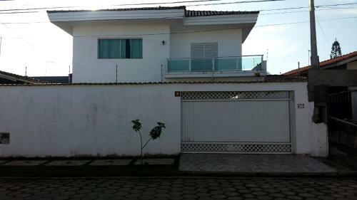Incrivel Casa Com Churrasq E Piscina Em Peruibe