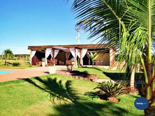 Ch�cara Montalcino, 5m Dos Parques!