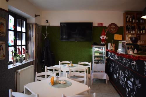 Hostal K�t Di�fa Vend�gh�z