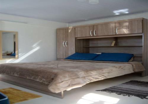 Quarto Com Entrada Independente No Centro De Petr�polis/rj - Pra�a Da Liberdade