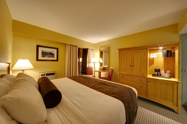 Hotel Crystal Lodge