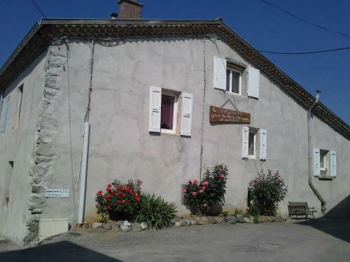 Bed & Breakfast Chambre Et Gite La Dorgisane