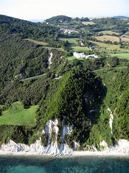 Hotel Emilia
