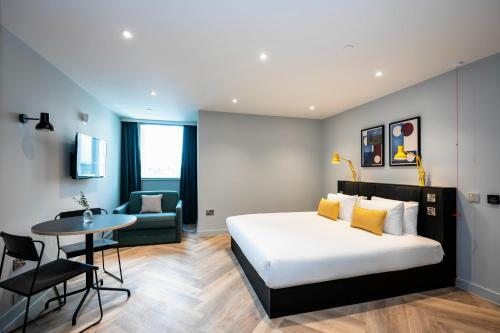 Staycity Aparthotels Tivoli