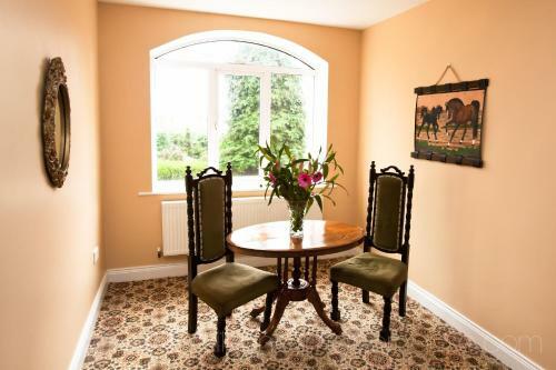 Killarney Manor House