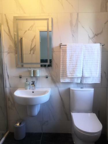 Hostal Cedar Lodge