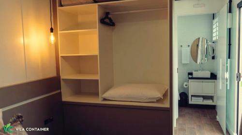 Hostal Vila Container